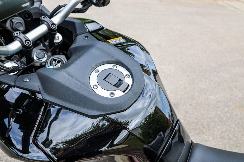 NEW 2025 YAMAHA TRACER 9 Image 11