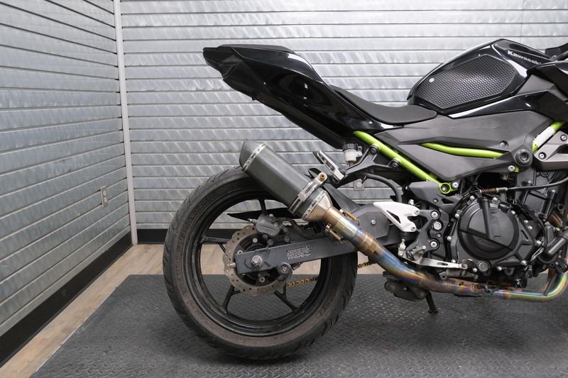 USED 2020 KAWASAKI Z400 ABS Image 10