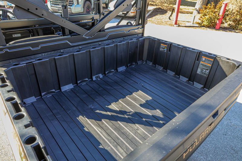 NEW 2026 POLARIS RANGER CREW XP 1000 PREMIUM Image 3