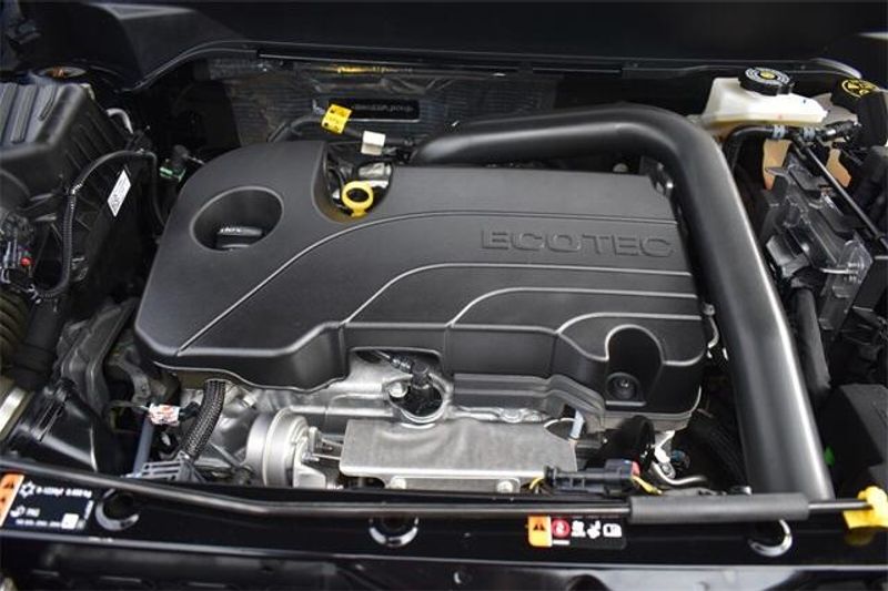 Used 2023 Chevrolet Equinox LTImage 35