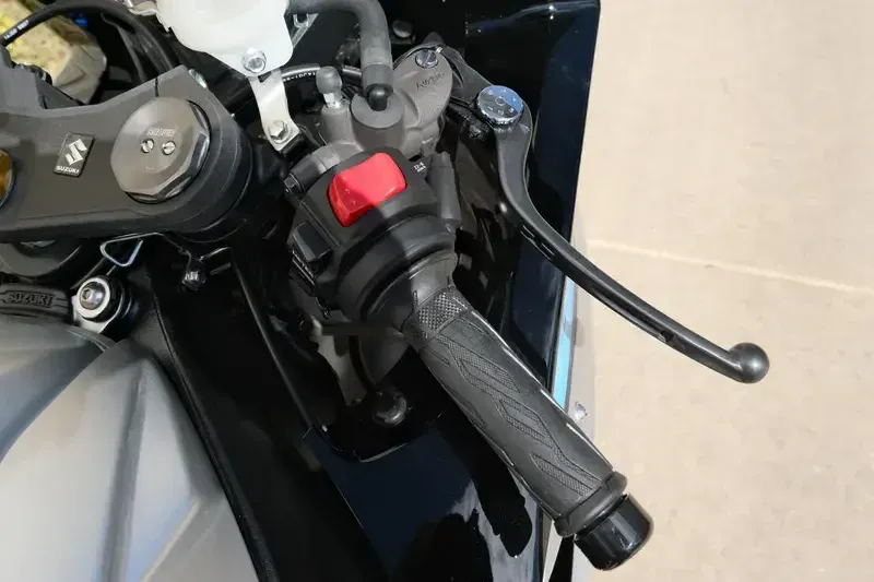 NEW 2026 SUZUKI GSXR600 Image 12