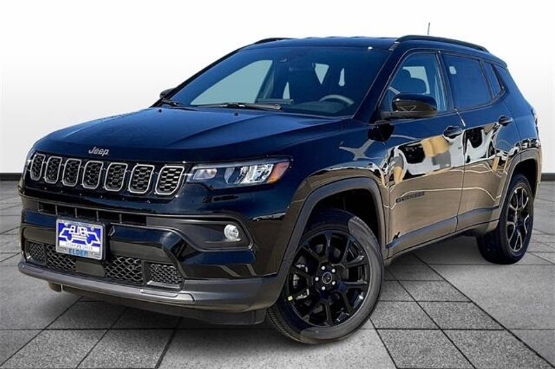 2025 Jeep Compass Latitude 4x4Image 2