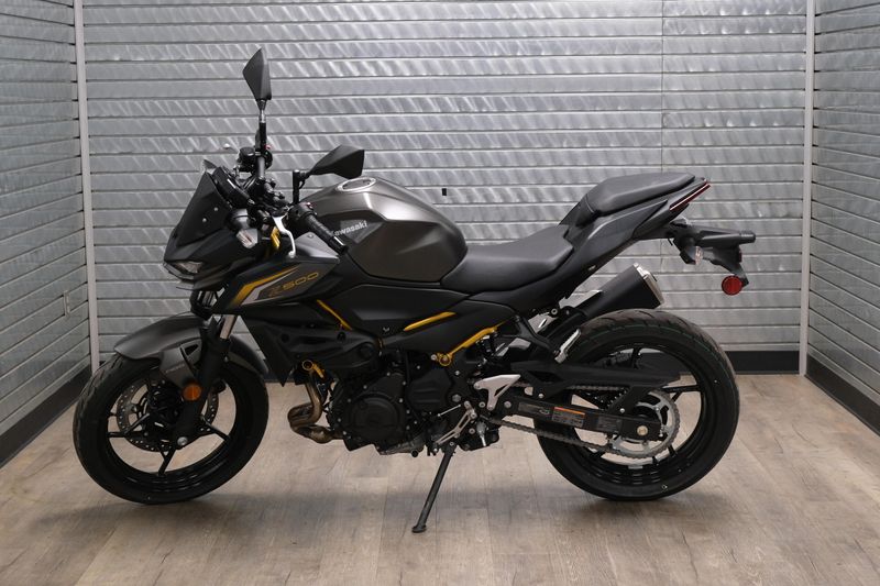 NEW 2026 KAWASAKI Z500 ABS Image 6