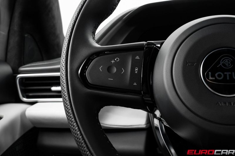 2025 Lotus Emira *6-SPEED MANUAL * NEW CAR*Image 30