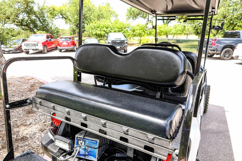 2019 Yamaha CONCIERGE 4 GOLF CART Image 21