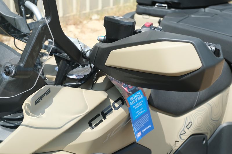 2025 CFMOTO CFORCE 1000 OVERLAND DESERT TAN Image 27