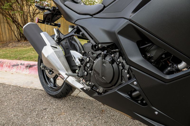 NEW 2026 KAWASAKI NINJA 500 ABS Image 5