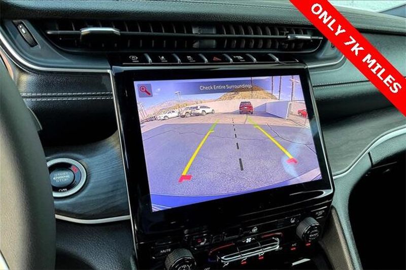 Used 2025 Jeep Grand Cherokee LimitedImage 21