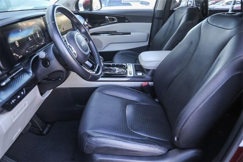 2022 Kia Carnival SX PrestigeImage 18