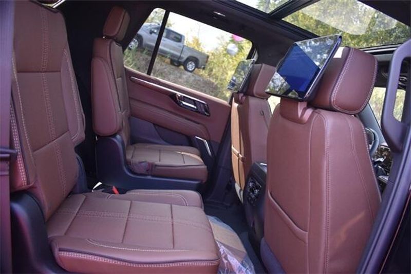 New 2026 Chevrolet Tahoe High CountryImage 22