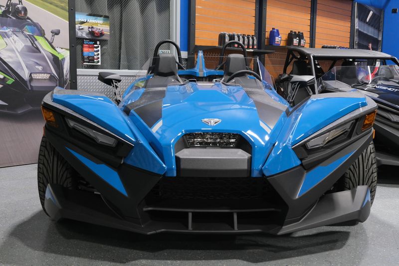 NEW 2026 POLARIS SLINGSHOT SL AUTODRIVE Image 2