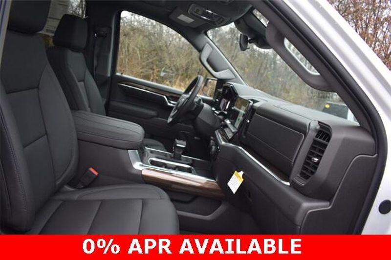 New 2026 Chevrolet Silverado 1500 RSTImage 17