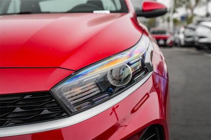 Used 2023 Kia Forte LXSImage 10