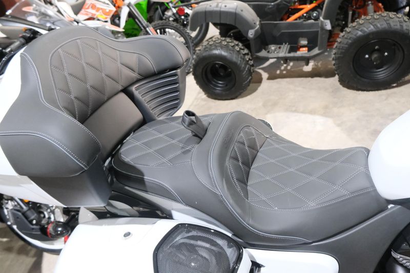 NEW 2025 INDIAN MOTORCYCLE PURSUIT DARK HORSE Image 14