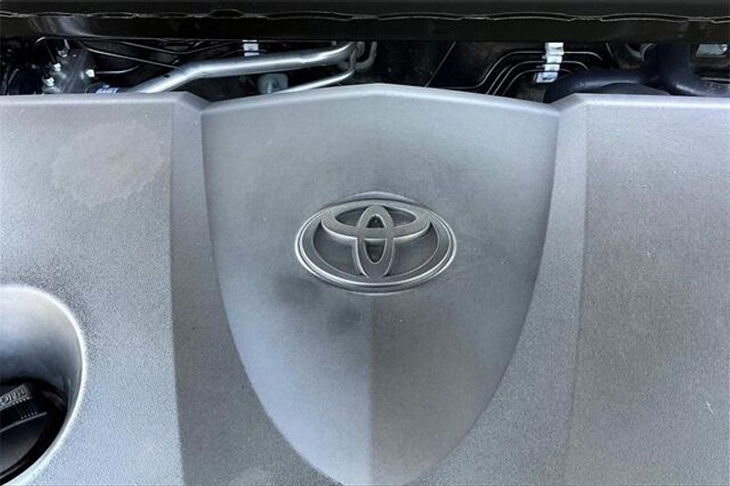 2023 Toyota Camry LEImage 32