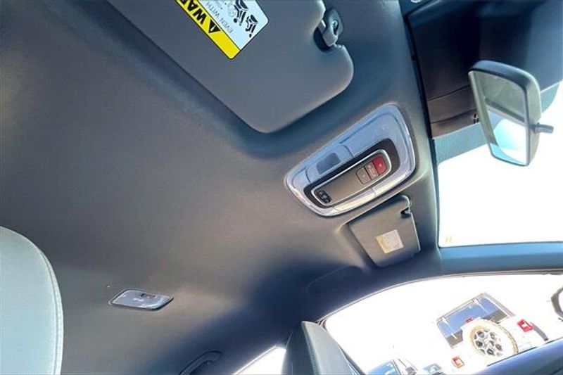 Used 2023 Hyundai Elantra SELImage 29