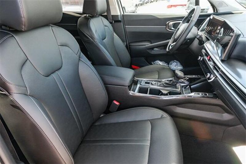 2025 Kia Sorento SImage 36