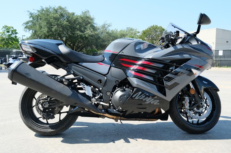 USED 2022 KAWASAKI NINJA ZX14R ABS Image 2