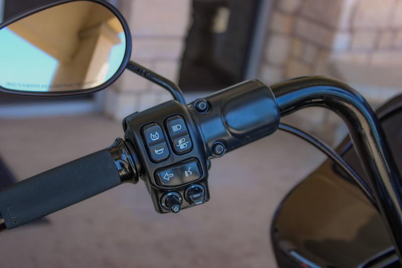 Used 2022 HARLEY ROAD GLIDE SPECIAL Image 19