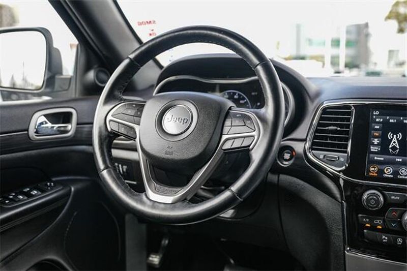 2021 Jeep Grand Cherokee Laredo XImage 15