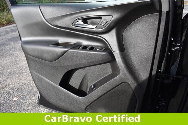 Used 2024 Chevrolet Equinox LTImage 35