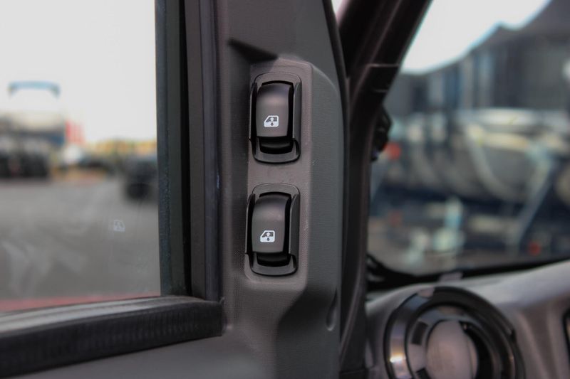 NEW 2025 KAWASAKI RIDGE XR DELUXE HVAC Image 17