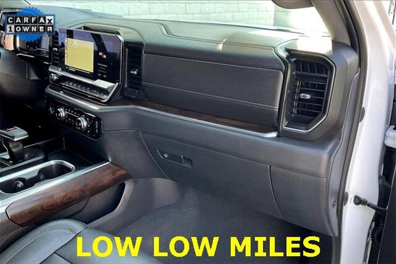 Used 2023 GMC Sierra 1500 SLTImage 16