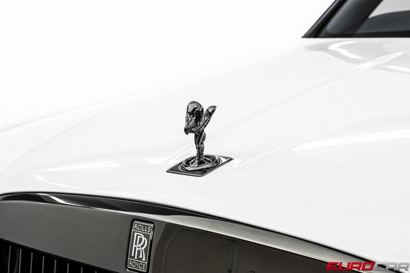 Used 2024 Rolls-Royce Cullinan Black Badge *BESPOKE INTERIOR*Image 11