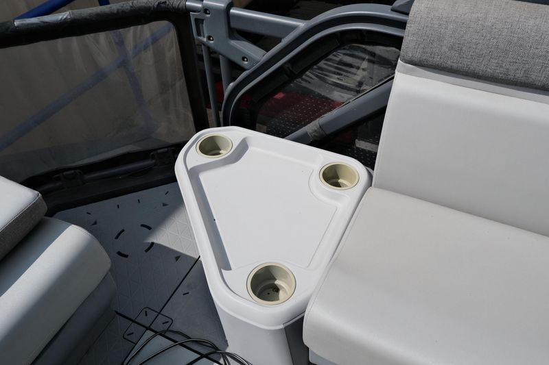 USED 2023 SEADOO SWITCH Image 8