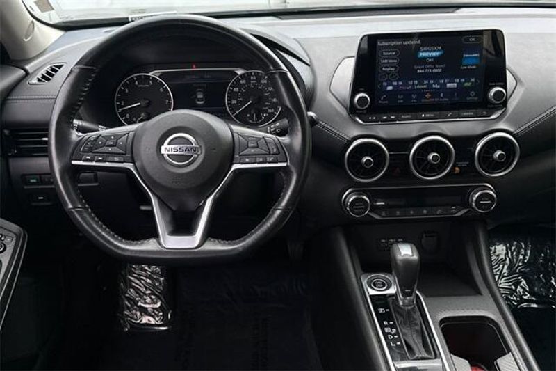 2021 Nissan Sentra SVImage 12