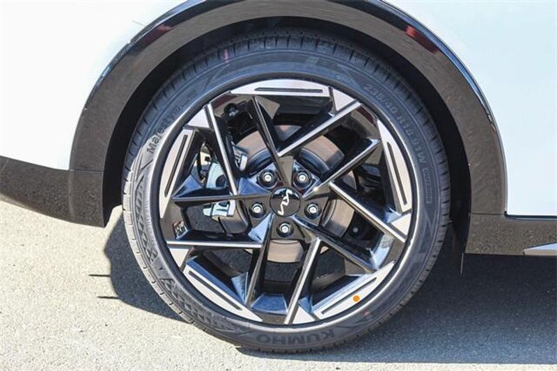 2025 Kia K4 GT-LineImage 19