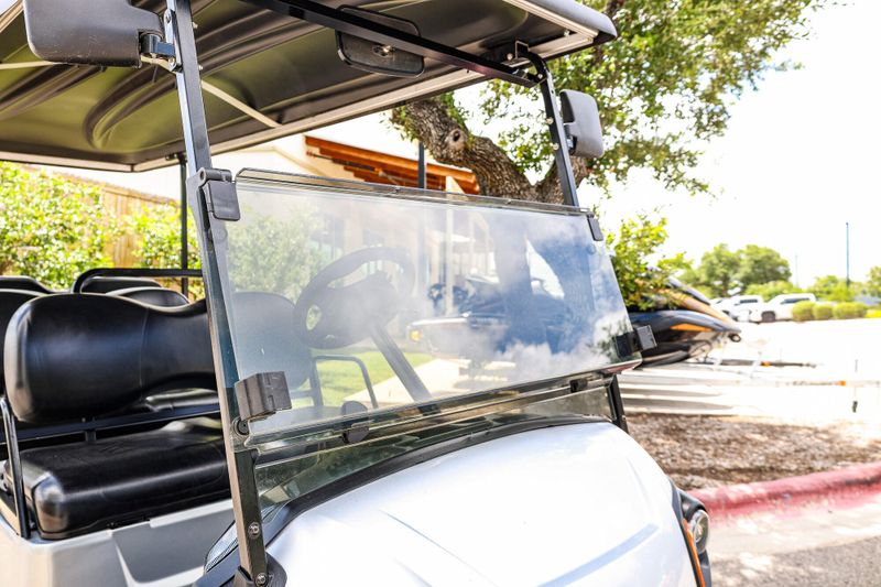 2019 Yamaha CONCIERGE 4 GOLF CART Image 13