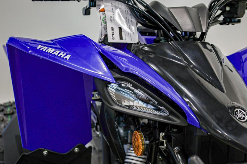 2025 Yamaha YFZ50 TEAM BLUEImage 9