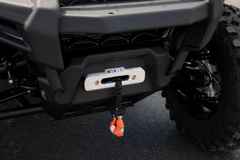 NEW 2026 CAN-AM DEFENDER LIMITED CAB HD11 Image 4