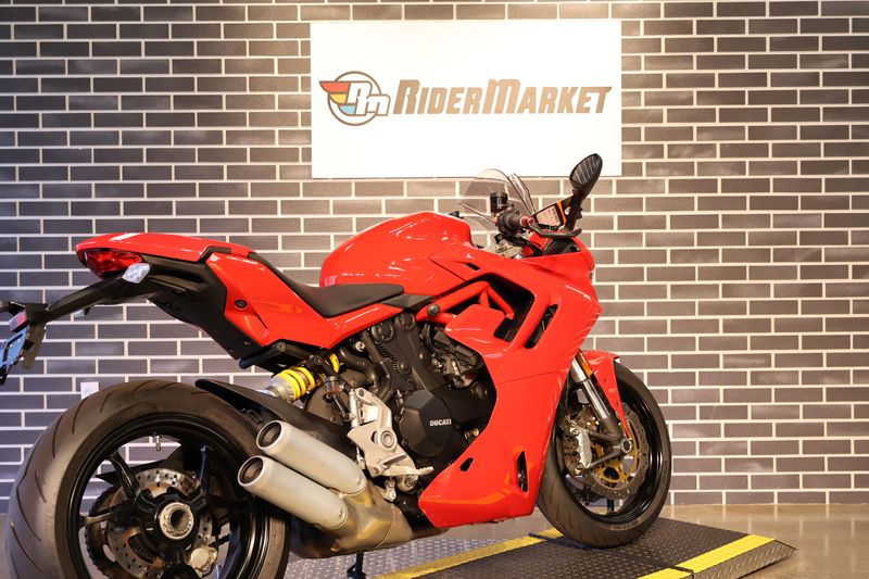 Used 2021 Ducati SuperSport 950 