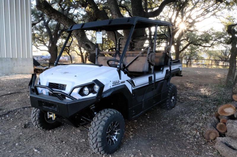 2025 Kawasaki MULE PROFXT 1000  PLATINUM RANCH EDITION METALLIC STARDUST WHITEImage 26