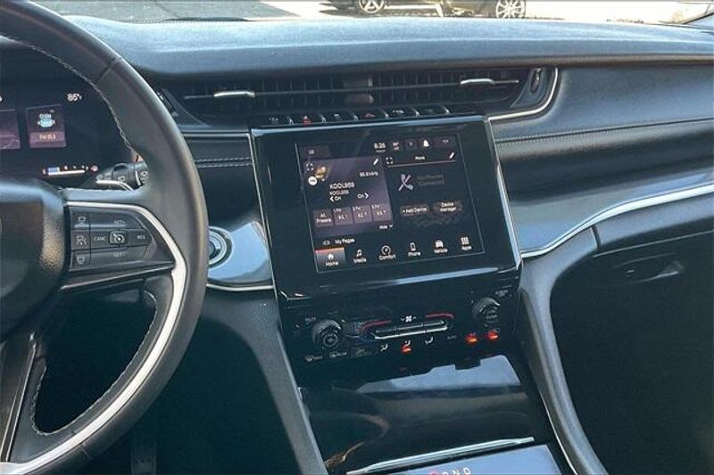 2023 Jeep Grand Cherokee LaredoImage 5