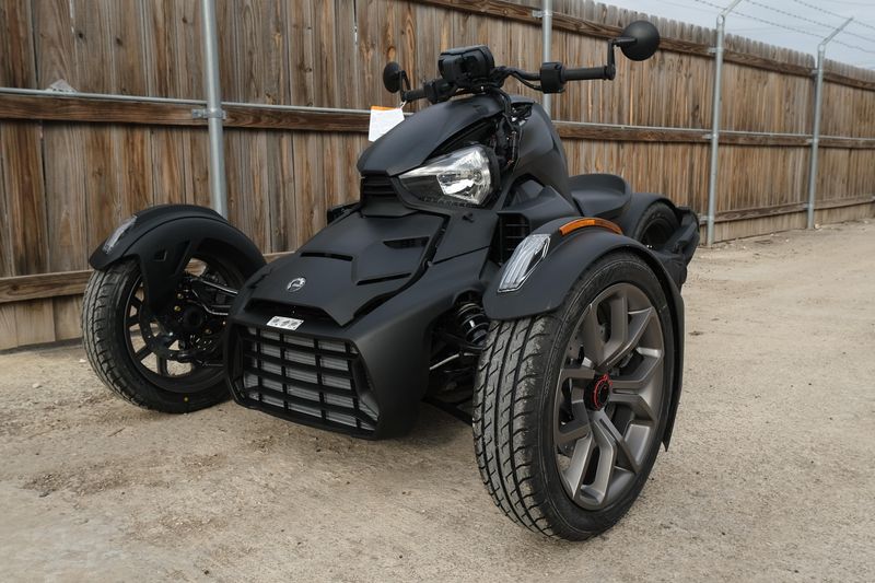 2025 Can-Am RYKER 600 BLACKImage 3