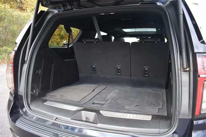 Used 2023 Chevrolet Suburban RSTImage 22