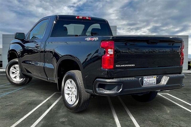 Used 2025 Chevrolet Silverado 1500 WTImage 9