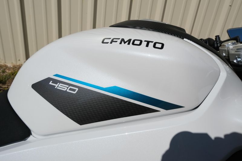 NEW 2026 CFMOTO 450SS Image 12