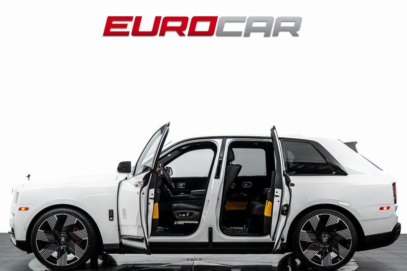 Used 2024 Rolls-Royce Cullinan Black Badge *BESPOKE INTERIOR*Image 3