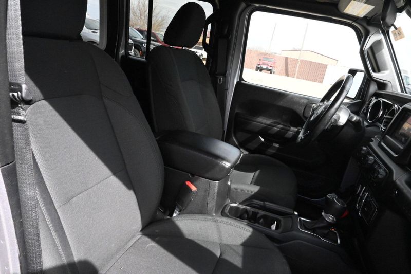 2021 Jeep Wrangler Unlimited Sport AltitudeImage 15