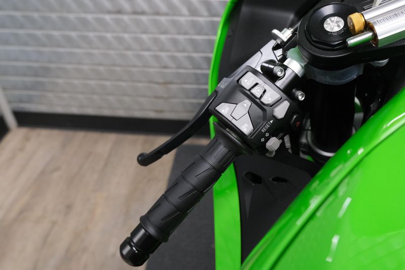 NEW 2026 KAWASAKI NINJA ZX10R Image 21