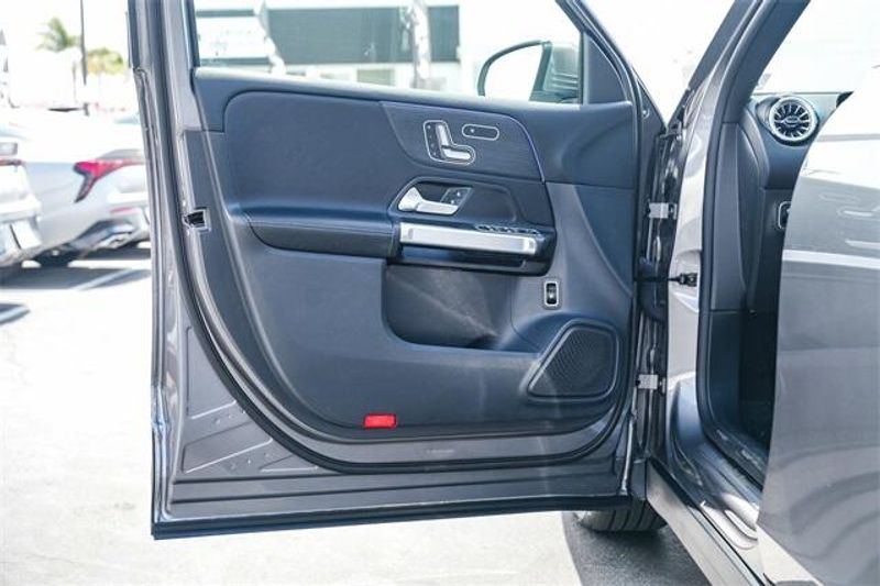 2023 Mercedes-Benz GLB 250Image 21