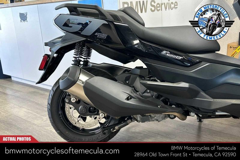 2024 BMW C 400 GTImage 2