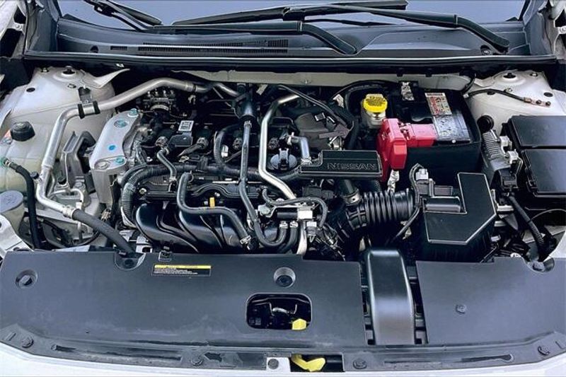 2022 Nissan Sentra SVImage 9
