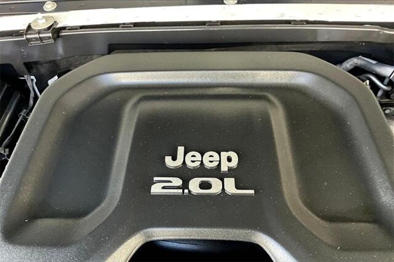 Used 2021 Jeep Wrangler Unlimited RubiconImage 32