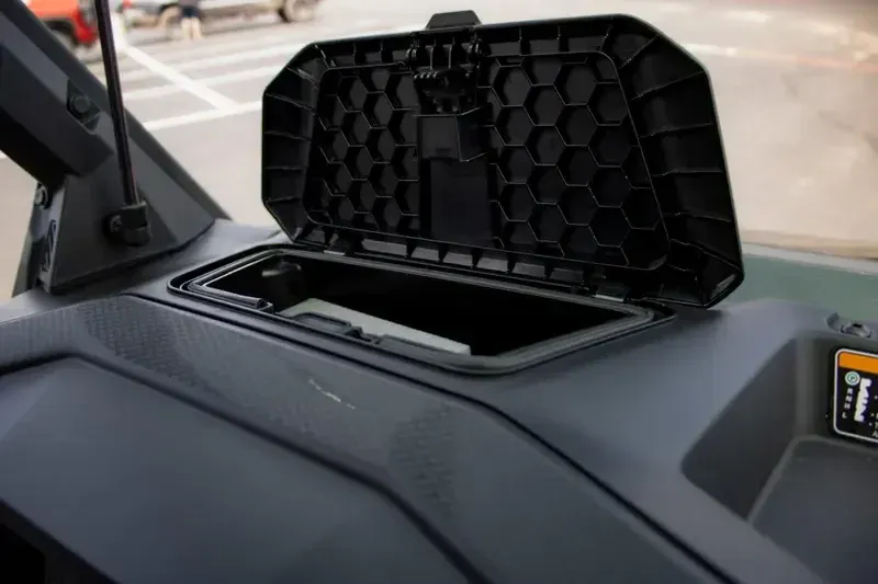 NEW 2026 CAN-AM DEFENDER MAX LONE STAR CAB HD11 Image 22