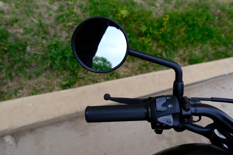 2025 Honda REBEL 300 MATTE BLACK METALLIC Image 12